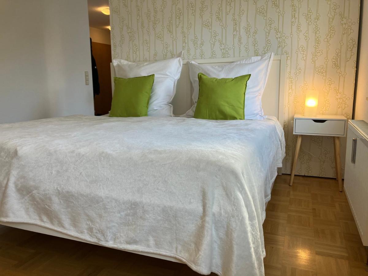 Ferienwohnung-Ludwigsburg-City ภายนอก รูปภาพ